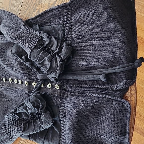 S/M Pure Handknit Sweater - Picture 6 of 16